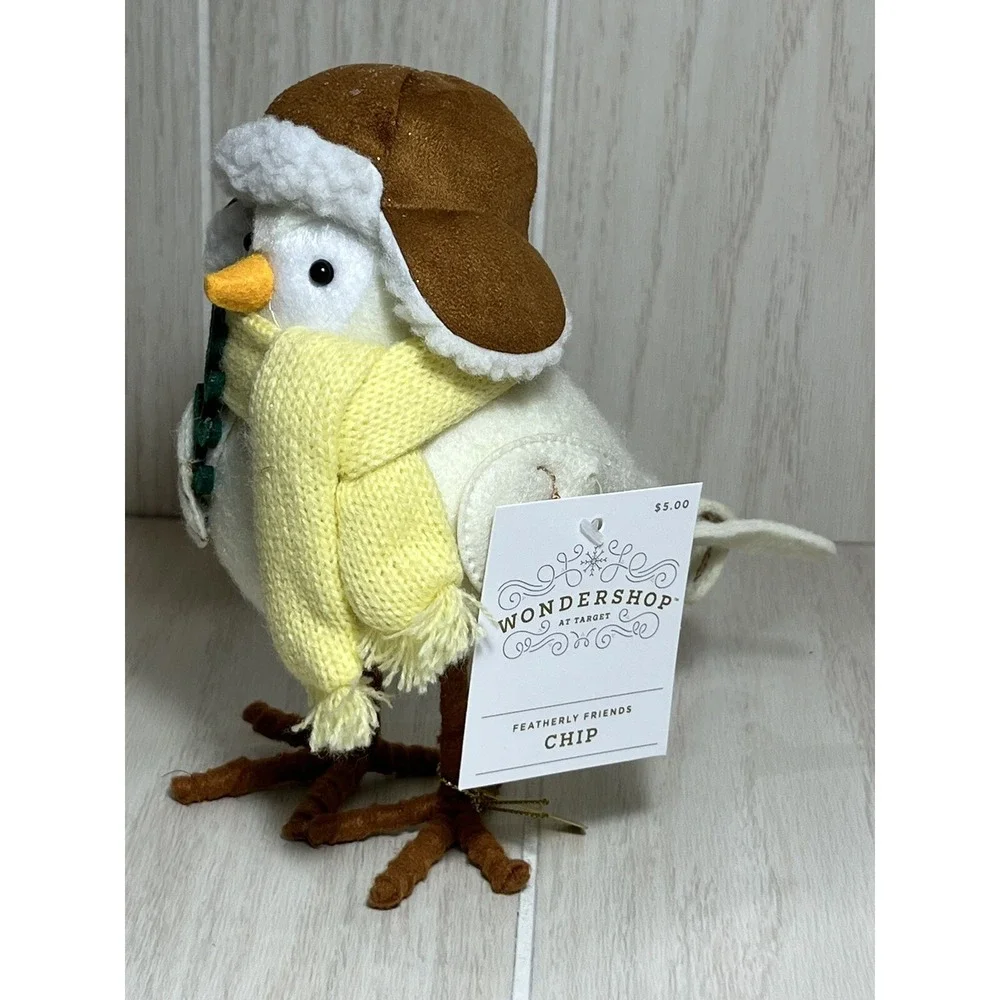 Wondershop Featherly Friends Chip Bird Figure Brown Hat yellow scarf 2023 Xmas